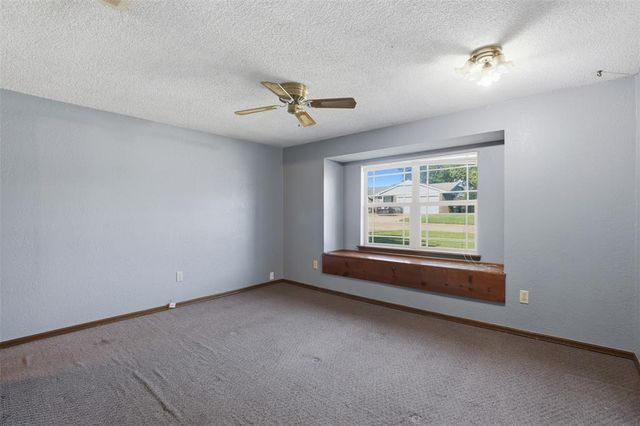 628 Baer Drive, Moore, OK 73160