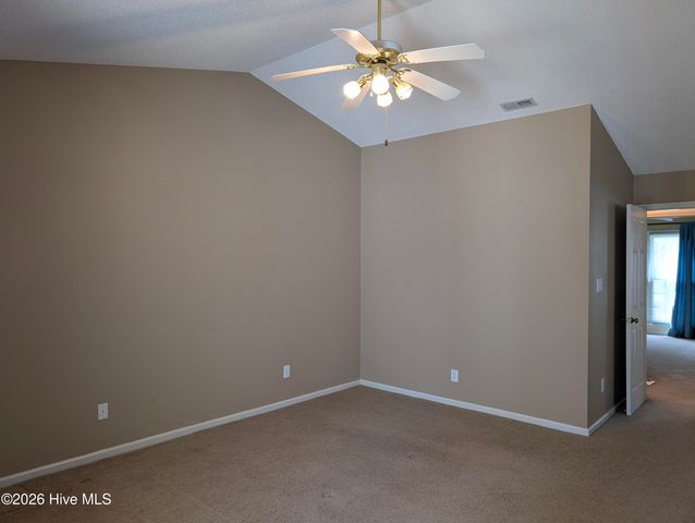 6641 Shire Lane, Wilmington, NC 28411