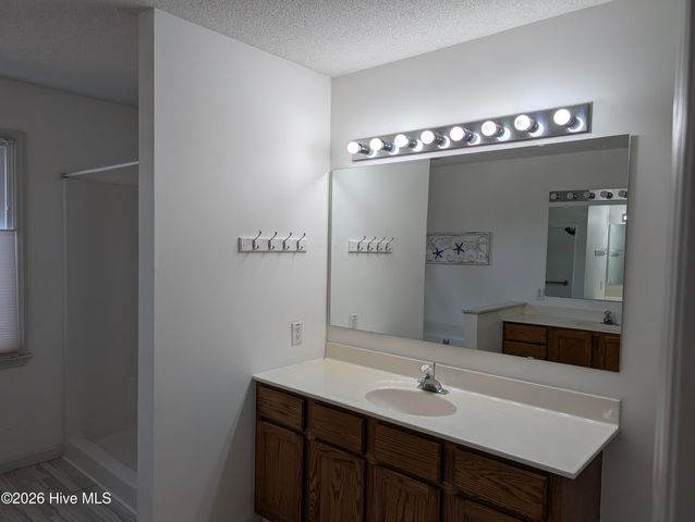 6641 Shire Lane, Wilmington, NC 28411