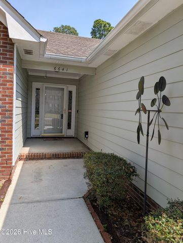 6641 Shire Lane, Wilmington, NC 28411