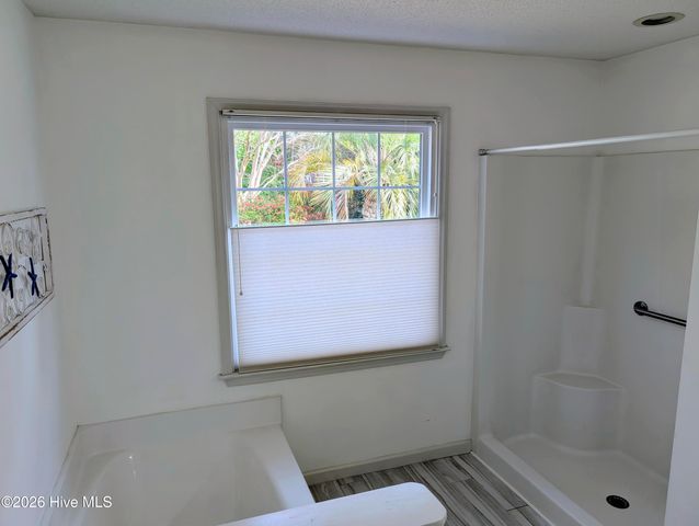 6641 Shire Lane, Wilmington, NC 28411