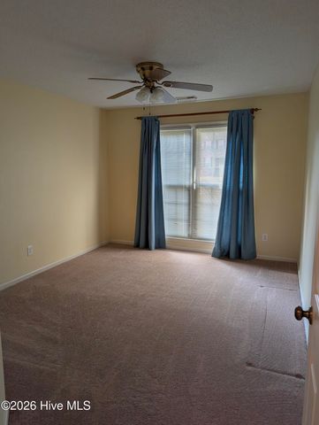 6641 Shire Lane, Wilmington, NC 28411