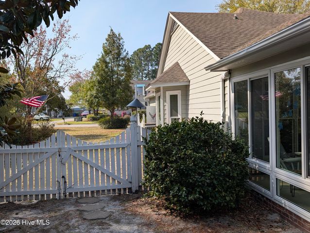 6641 Shire Lane, Wilmington, NC 28411
