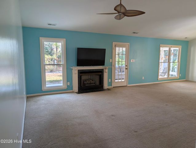 6641 Shire Lane, Wilmington, NC 28411