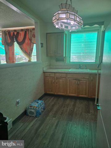 7382 SHELBOURNE ST, Philadelphia, PA 19111