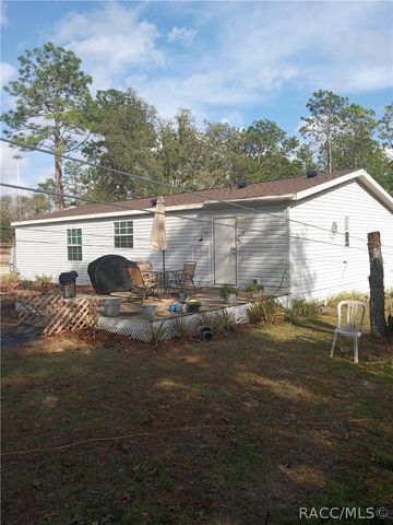 8420 N Calcutta Avenue, Dunnellon, FL 34433