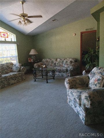 8420 N Calcutta Avenue, Dunnellon, FL 34433