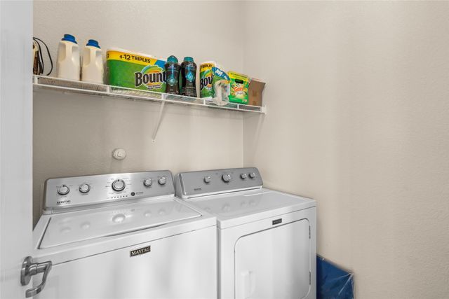 4315 Santo Domingo C, Santa Fe, NM 87507