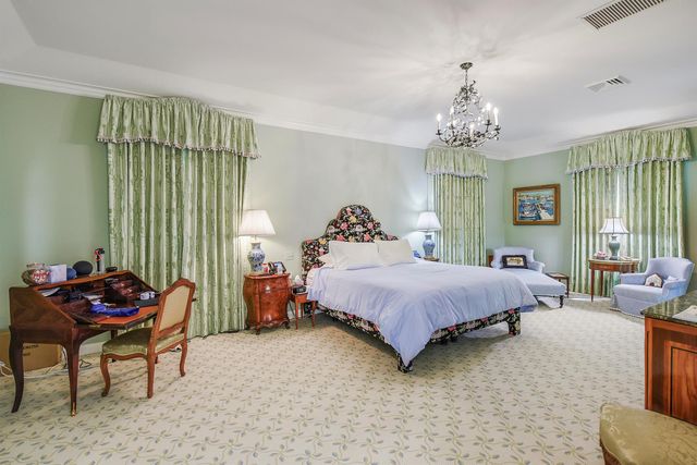 250 Algoma Road, Palm Beach, FL 33480