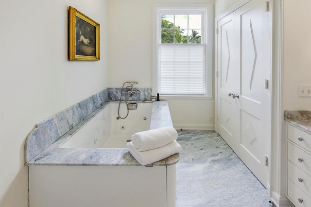 250 Algoma Road, Palm Beach, FL 33480