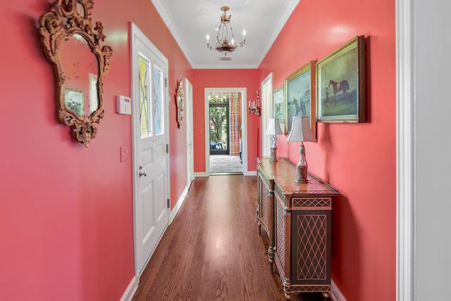 250 Algoma Road, Palm Beach, FL 33480