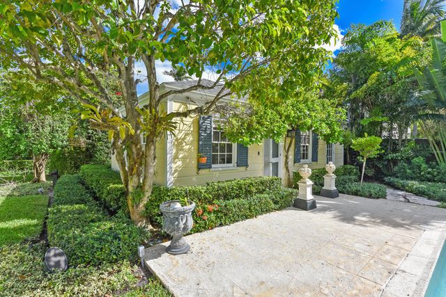 250 Algoma Road, Palm Beach, FL 33480