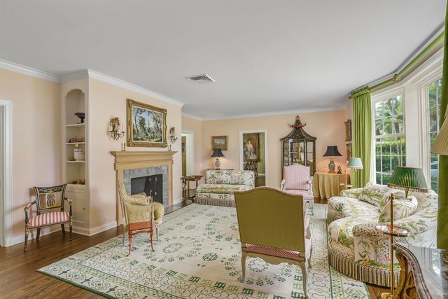 250 Algoma Road, Palm Beach, FL 33480