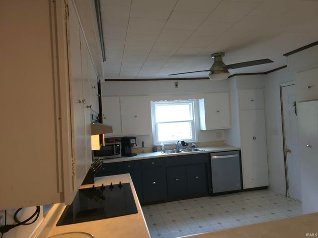 2824 W 600 N, Hartford City, IN 47348