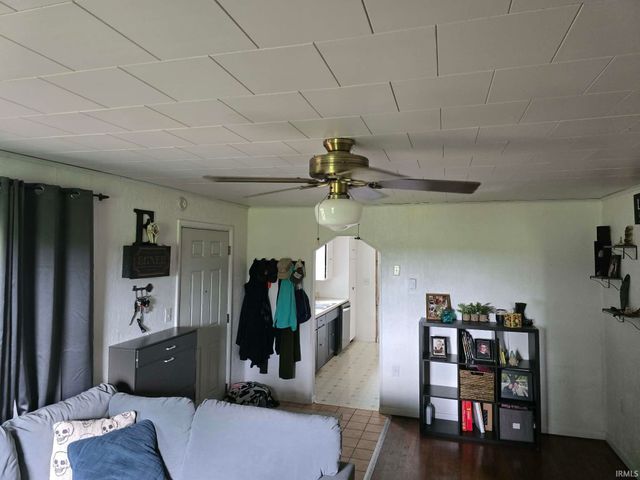 2824 W 600 N, Hartford City, IN 47348