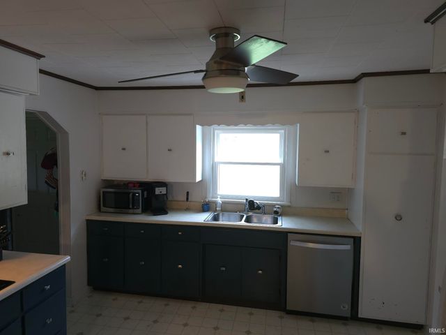 2824 W 600 N, Hartford City, IN 47348