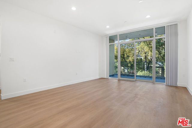 164 Chestnut Street 402, Pasadena, CA 91103