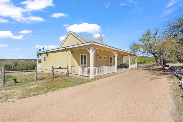 6350 Mount Sharp RD B, Wimberley, TX 78676