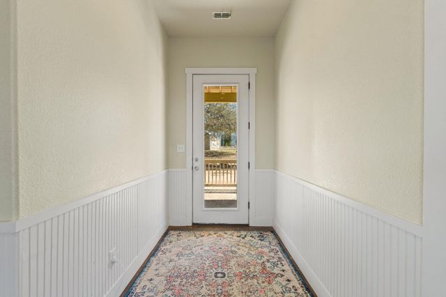 6350 Mount Sharp RD B, Wimberley, TX 78676