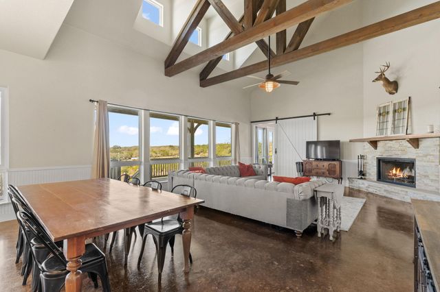 6350 Mount Sharp RD B, Wimberley, TX 78676