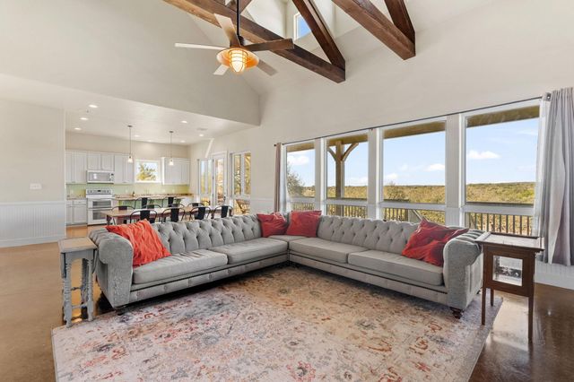 6350 Mount Sharp RD B, Wimberley, TX 78676