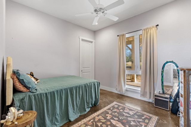 6350 Mount Sharp RD B, Wimberley, TX 78676