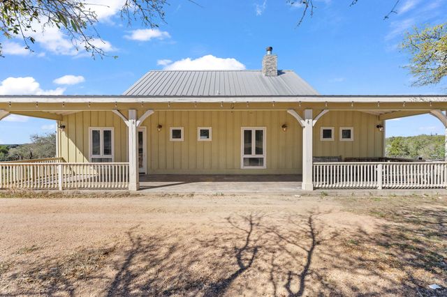 6350 Mount Sharp RD B, Wimberley, TX 78676