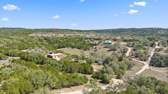 6350 Mount Sharp RD B, Wimberley, TX 78676