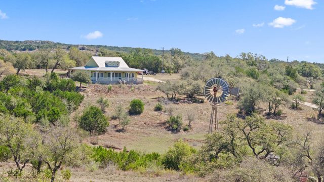 6350 Mount Sharp RD B, Wimberley, TX 78676