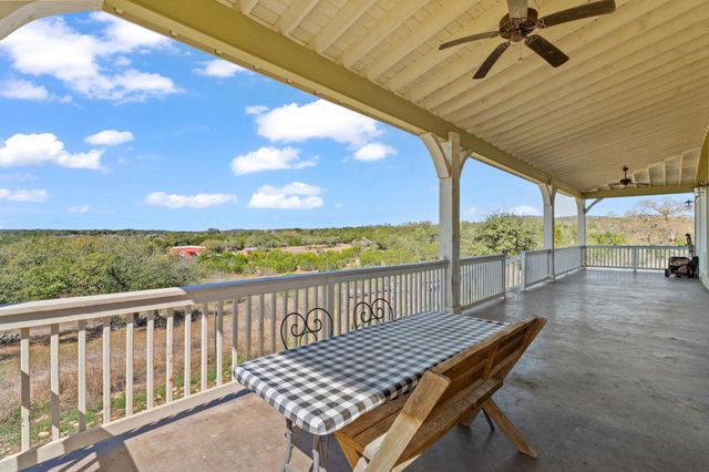 6350 Mount Sharp RD B, Wimberley, TX 78676