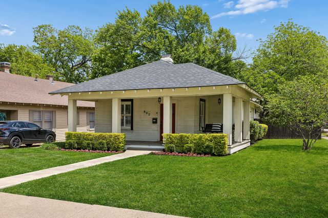 902 N Edgefield Avenue, Dallas, TX 75208
