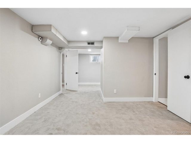 3855 N Cook St, Denver, CO 80205