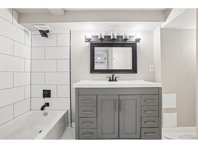 3855 N Cook St, Denver, CO 80205
