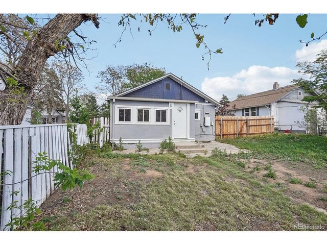 3855 N Cook St, Denver, CO 80205