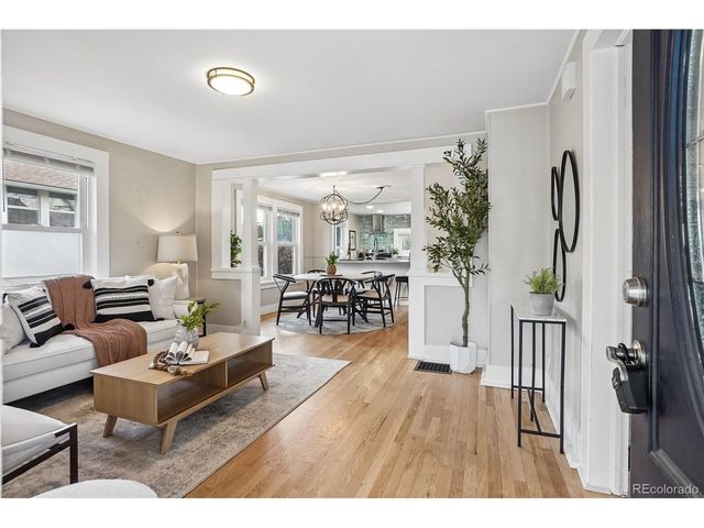 3855 N Cook St, Denver, CO 80205
