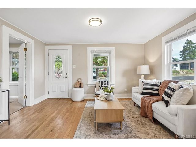 3855 N Cook St, Denver, CO 80205