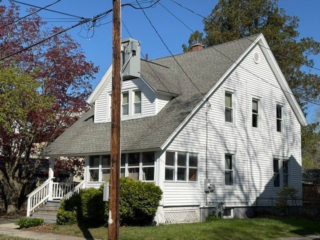 14 Blodgett St, Springfield, MA 01108