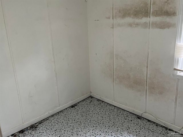 213 E Lakeview Ave, Pensacola, FL 32503