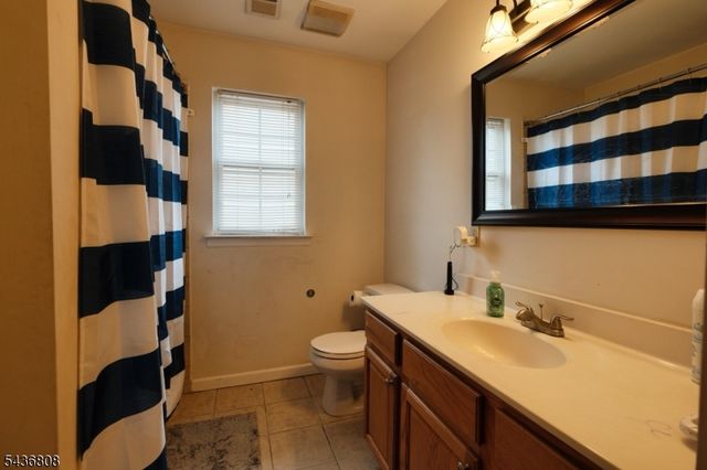431 E 7Th St, Plainfield City, NJ 07060