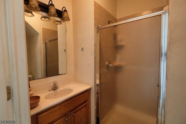 431 E 7Th St, Plainfield City, NJ 07060