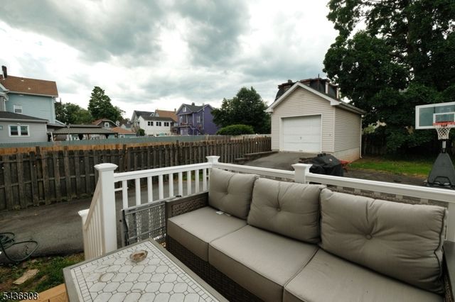 431 E 7Th St, Plainfield City, NJ 07060