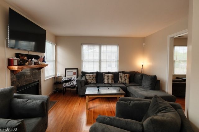 431 E 7Th St, Plainfield City, NJ 07060