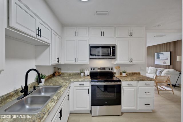 4435 RAINER Road, Jacksonville, FL 32210