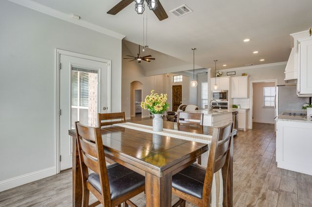 120 Saddle Ridge Drive, Godley, TX 76044
