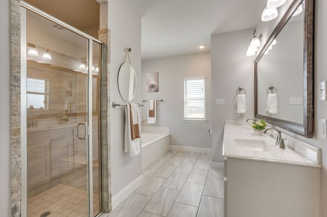 120 Saddle Ridge Drive, Godley, TX 76044