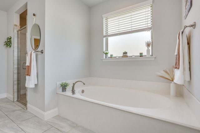 120 Saddle Ridge Drive, Godley, TX 76044