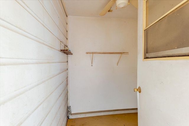 1213 S Lamar Street, Weatherford, TX 76086