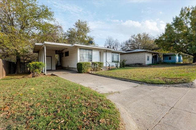 1213 S Lamar Street, Weatherford, TX 76086