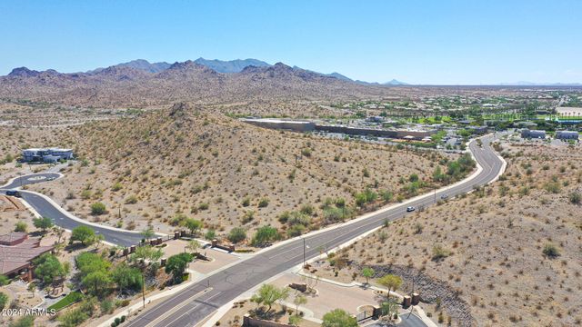 17741 W ESTES Way 31, Goodyear, AZ 85338