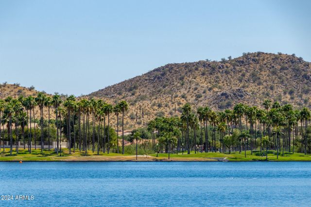 17741 W ESTES Way 31, Goodyear, AZ 85338